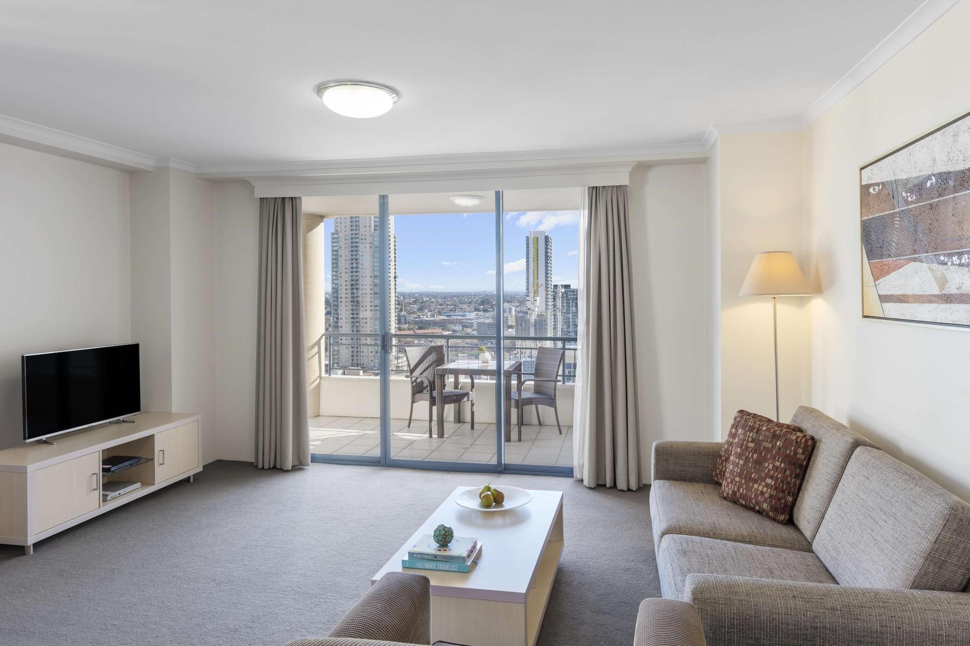 Oaks Sydney Castlereagh Suites Exterior photo
