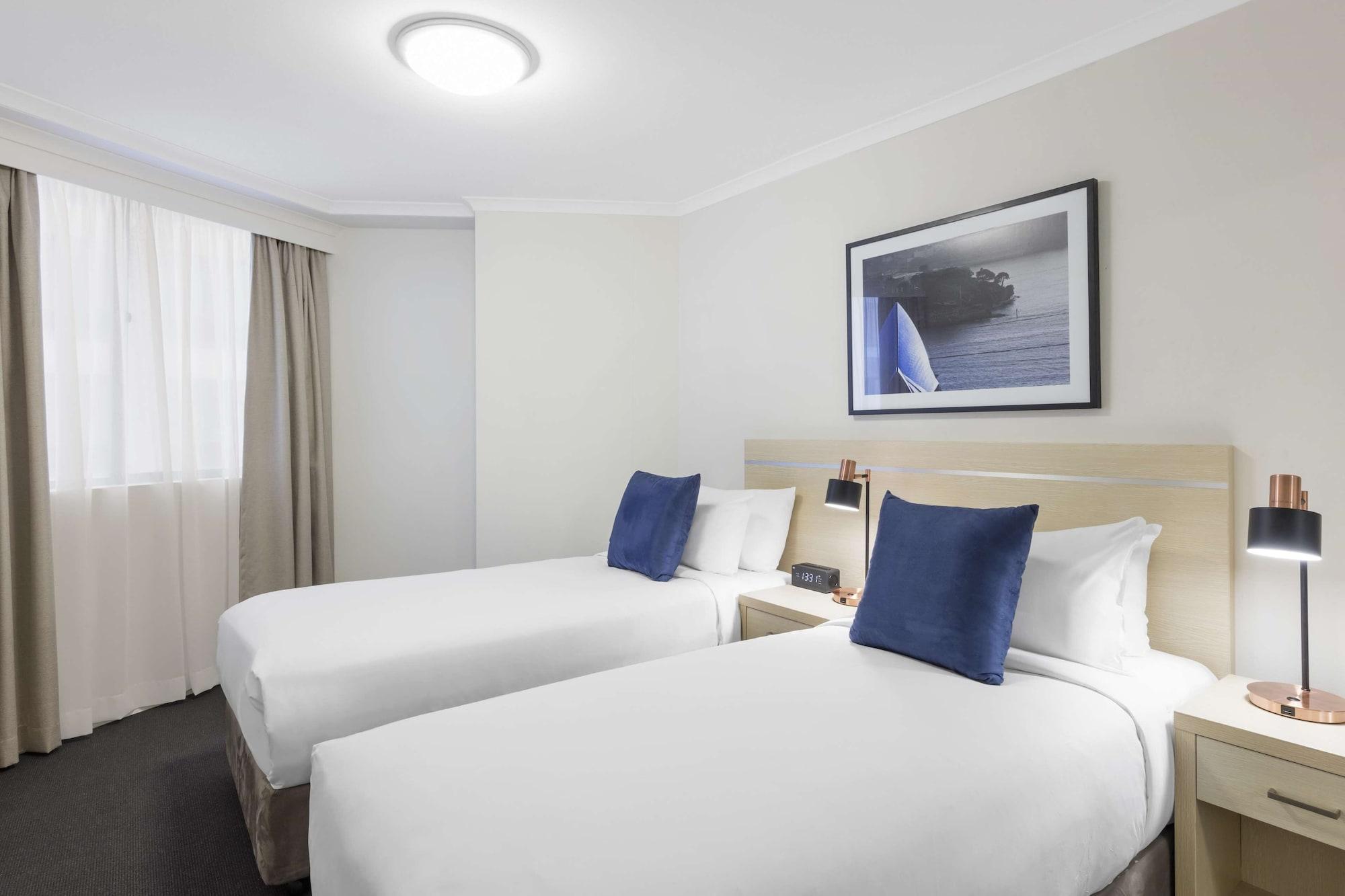 Oaks Sydney Castlereagh Suites Exterior photo