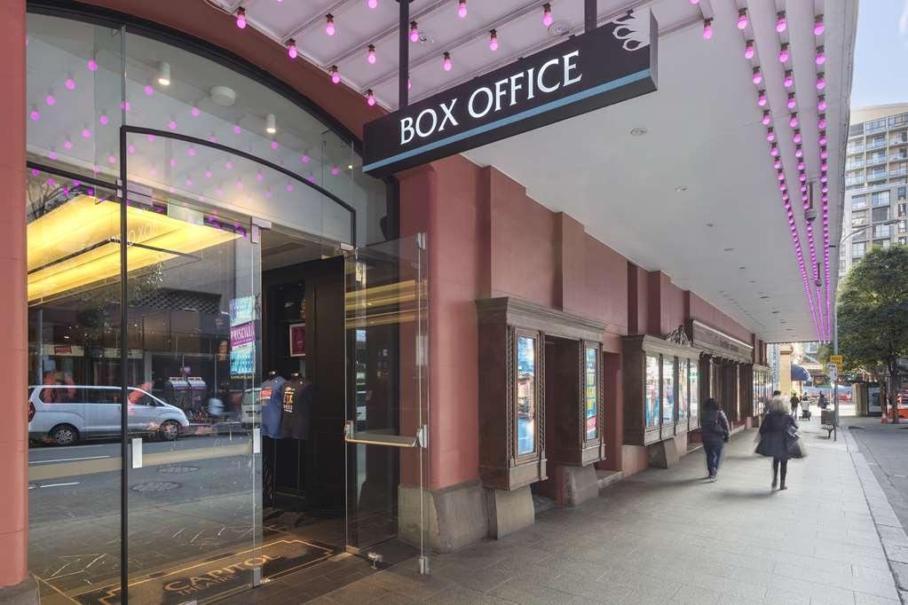 Oaks Sydney Castlereagh Suites Exterior photo