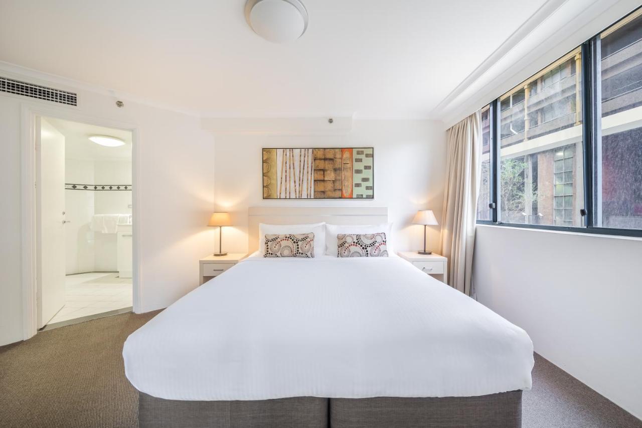 Oaks Sydney Castlereagh Suites Exterior photo