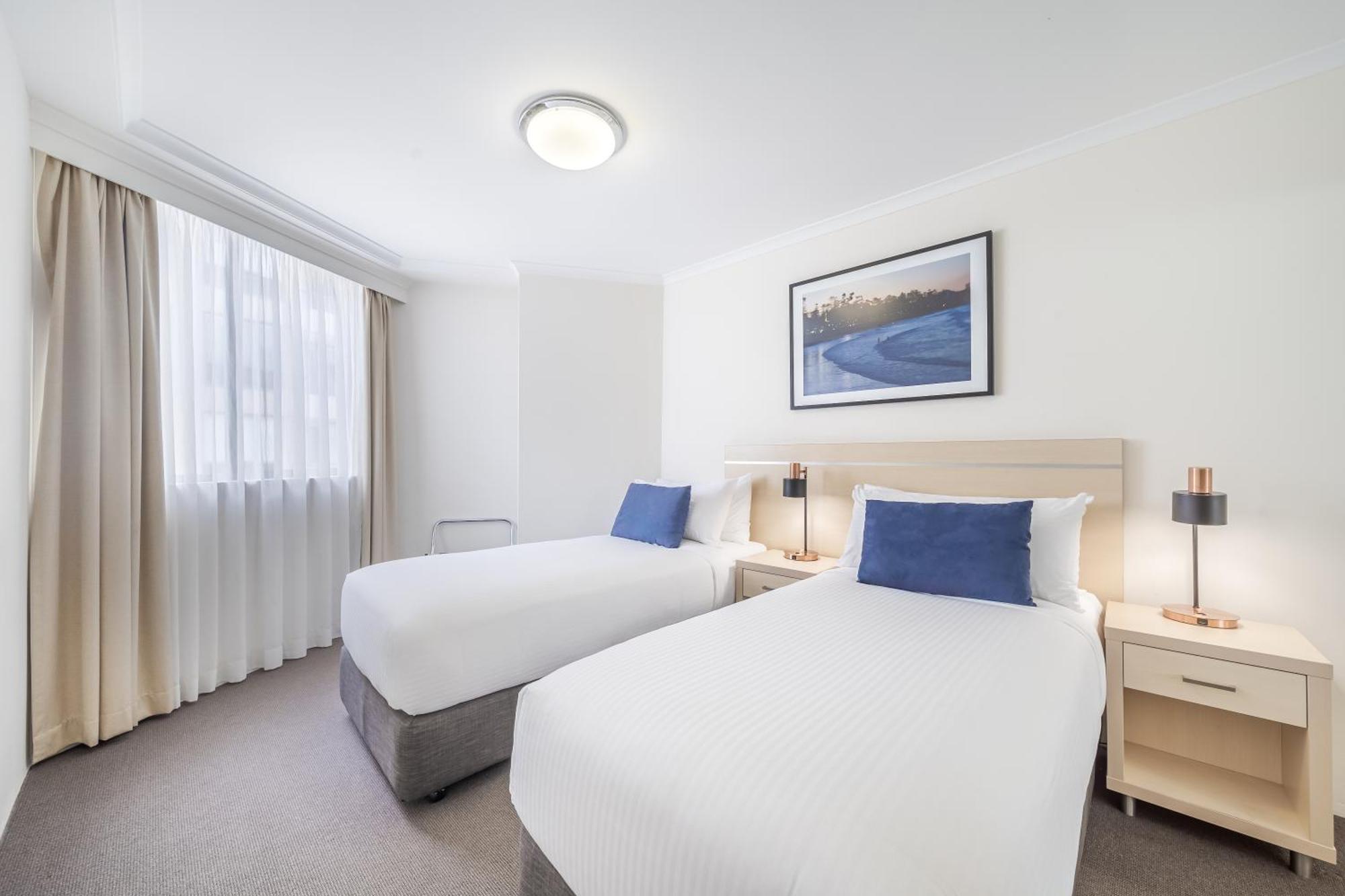 Oaks Sydney Castlereagh Suites Exterior photo