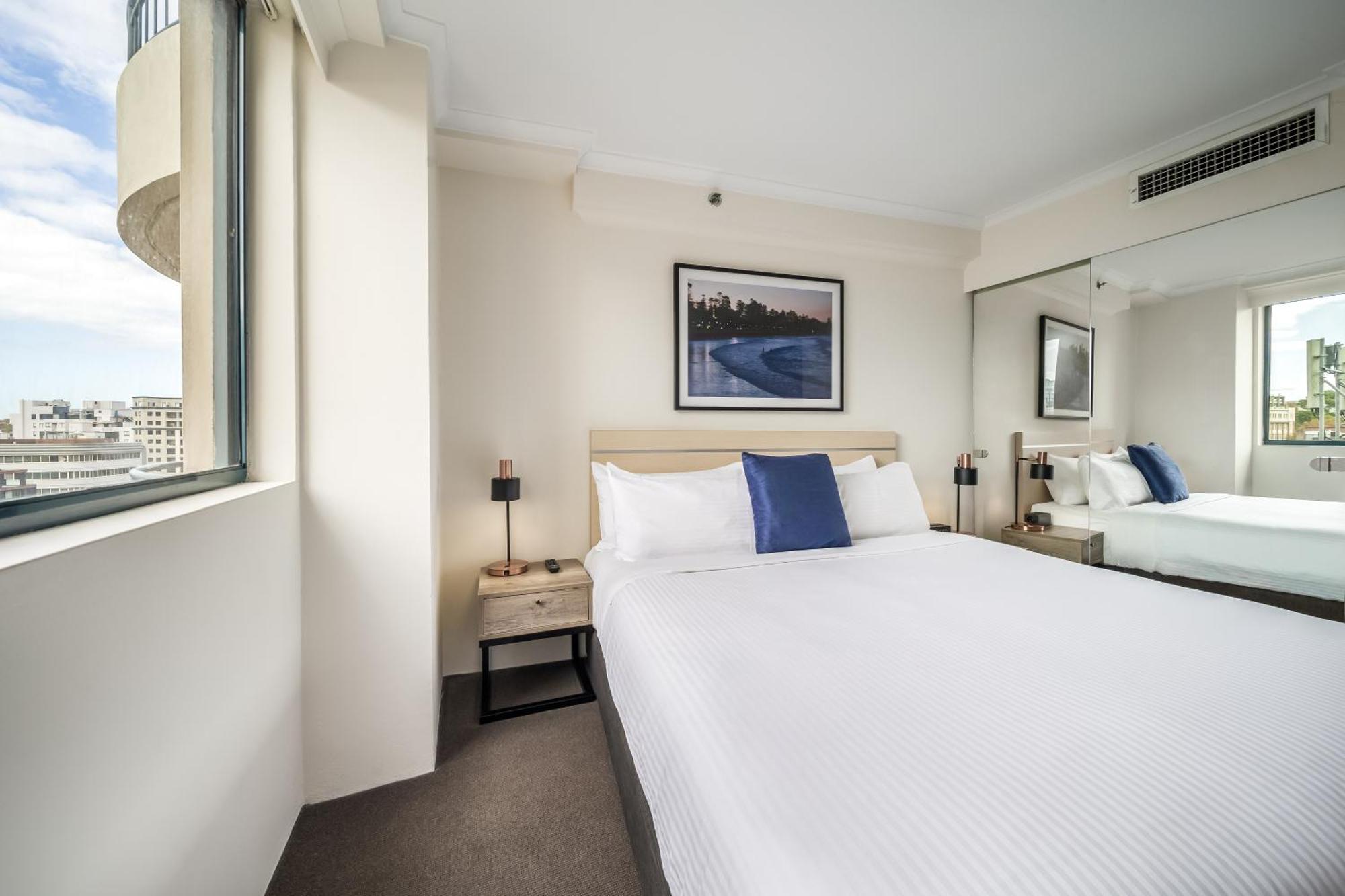 Oaks Sydney Castlereagh Suites Exterior photo