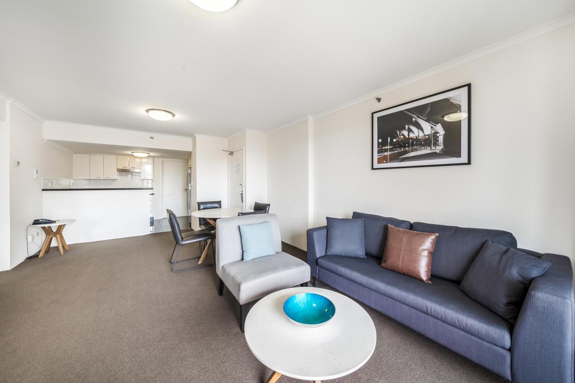 Oaks Sydney Castlereagh Suites Exterior photo