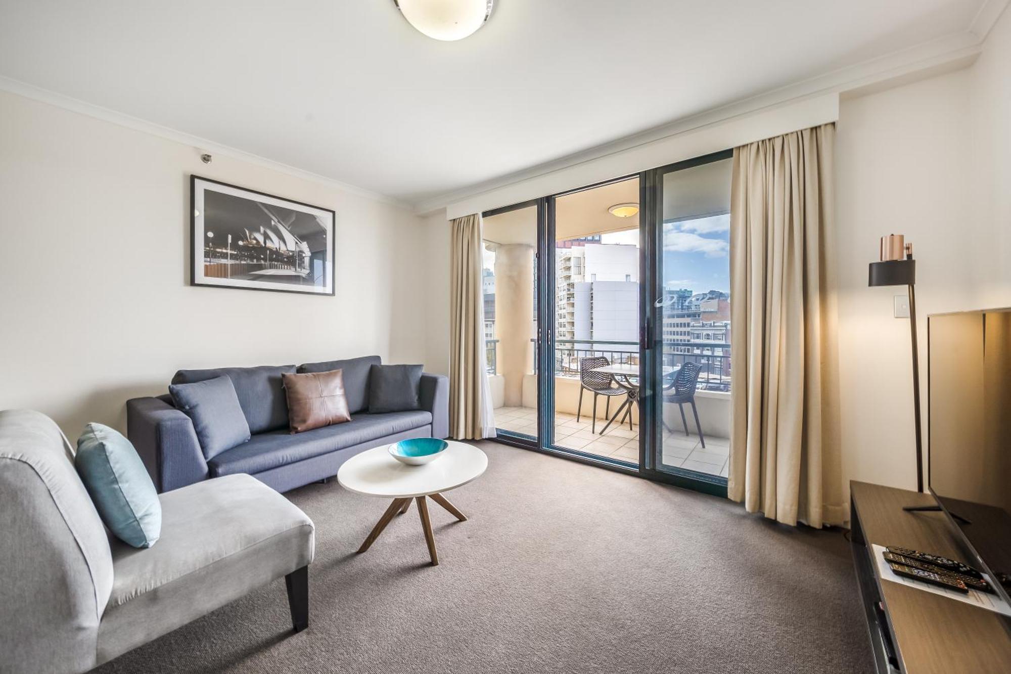 Oaks Sydney Castlereagh Suites Exterior photo